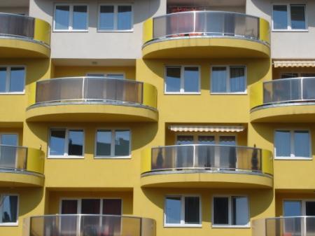 Pražský rezidenční trh: klesá cena i počet volných bytů v dokončených projektech