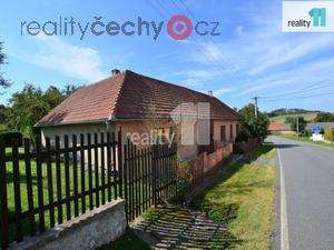foto Prodej rodinnho domu, dv bytov jednotky, pozemek 1139m2, Vyskytn u Pelhimova