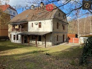 foto Prodej vily - rodinnho domu s pozemkem 5769 m2 v obci Roztoky u Kivokltu, okr. Rakovnk