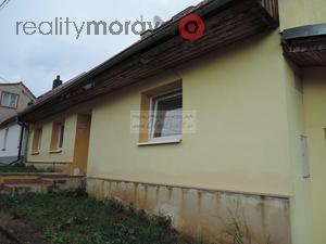 foto Prodej rodinného domu s garáží a s předzahrádkou v obci Lesní Hluboké