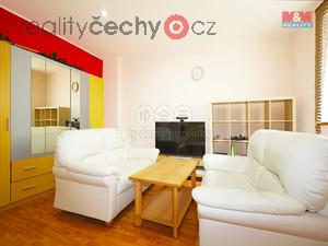foto Prodej bytu 3+1, 74 m2, Karlovy Vary, ul. Vdeln