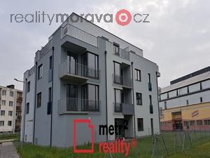 foto Prodej novho bytu 2+kk s velkou pedzahrdkou / Uniov  D12