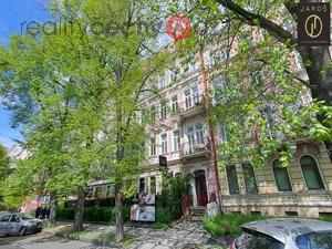 foto Prodej bytu 2+1 76 m2 Karlovy Vary, nb. Jana Palacha