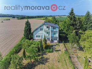 foto Prodej rodinnho domu [350 m2] s pti byty a zahradou [1.230 m2] ulice Husova, Klimkovice