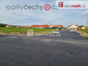 foto Prodej 4 stavebnch pozemk v obci Veltrusy
