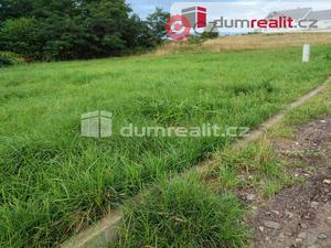 foto Prodej pozemku urenho k vstavb RD vetn podlu na pjezdov cest, ul. Lomen, Dn - Chmelnice