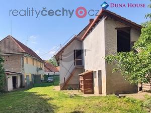 foto Prodej zemdlsk usedlosti v obci Vinaice u Loun