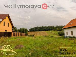 foto Prodej investinho pozemku v obci Silvky