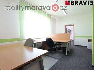 foto Pronjem kancelskch prostor v rodinnm dom, ul. Sokolova, Brno - Horn Herpice, internet a parkovn v cen