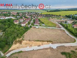 foto Stavebn pozemek o velikosti 1013 m2 v obci Velk Plepy