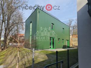 foto Prodej rodinnho domu (2 byty s terasami), 203 m2, Jirny, novostavba, parkovac stn