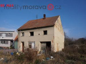 foto Prodej RD urenho k demolici, pozemek 3.685 m2, Kuerov, okr. Vykov