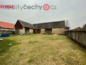 foto Prodej stavebnho pozemku 892m2 se zemdlskou usedlost v Jihlvce