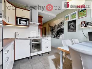 foto Prodej bytu 2+1 s lodi + monost terasy, Karlovy Vary - Drahovice, ul. Gagarinova