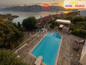 foto Prodej dvou vil 440 m se 7 apartmny, pozemek 1 500 m a baznem v ecku - Volos