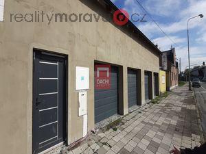 foto Prodej domu (3x byt 1+Kk, 4 gare 22m2) , Olomouc -Holice
