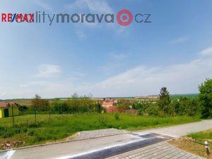foto K prodeji stavebn pozemek v obci Tvoihrz