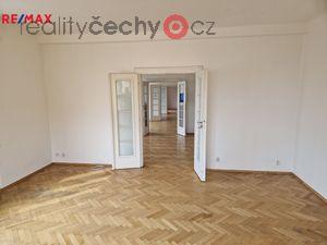 foto Prodej prostornho bytu 5+1 + hala, 194 m2, ul. U Smaltovny, Praha 7 - Holeovice
