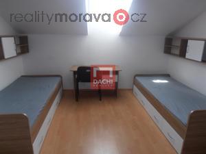 foto Pronjem pokoje  pro studenty v byt 5+1, v dosahu centra msta  Olomouc, Blaejsk nm.