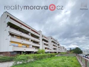 foto Prodej bytu 4+kk s krbem, terasou, balkonem a 2 garemi v Masarykov tvrti v Brn