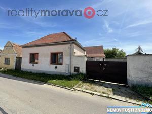 foto Prodej rodinnho domu s ndhernou zahradou, obec Milovice, 10 min od Znojma