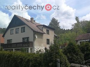 foto Prodej RD a PZ kolem domu 628 m2 a PZ 1323 m2, vedlej stavby,obec Karlova Ves, okr.Rakovnk