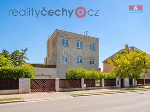 foto Prodej rodinnho domu, 281 m2, Praha, ul. Suchdolsk